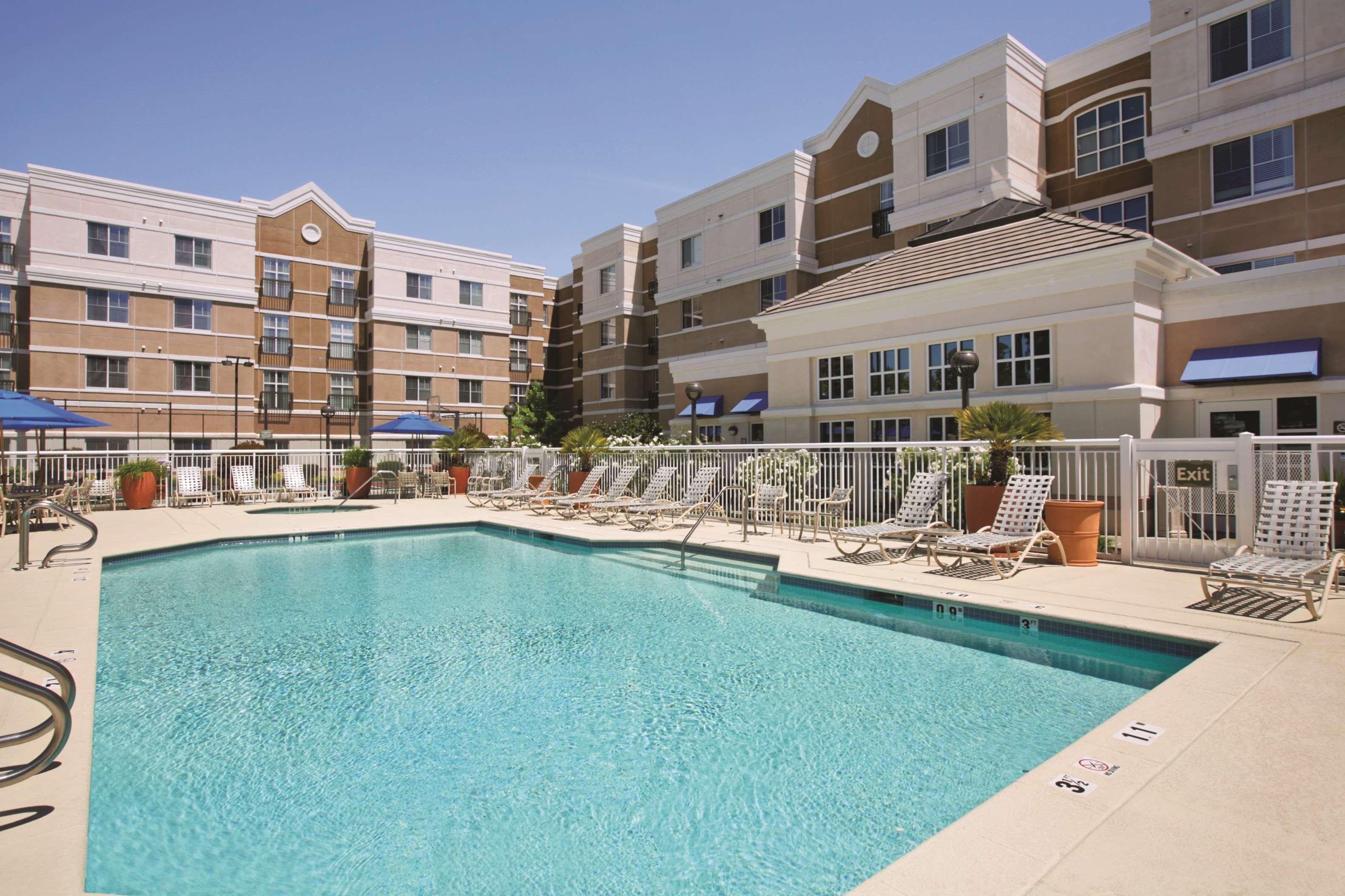 Hotel Hyatt House Pleasant Hill Facilidades foto